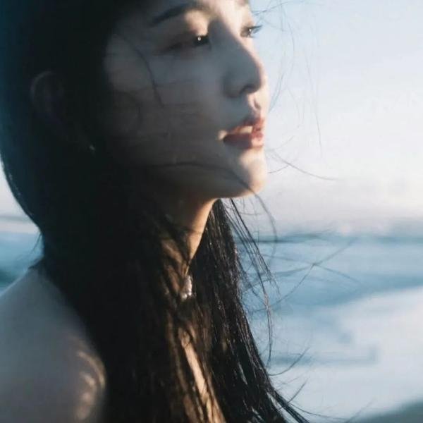 另一个女人